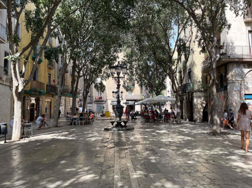 plush74 locations photo film production germany photo studio berlin00000plush74 locations photo film productio photo streets raval barcelona spain00050