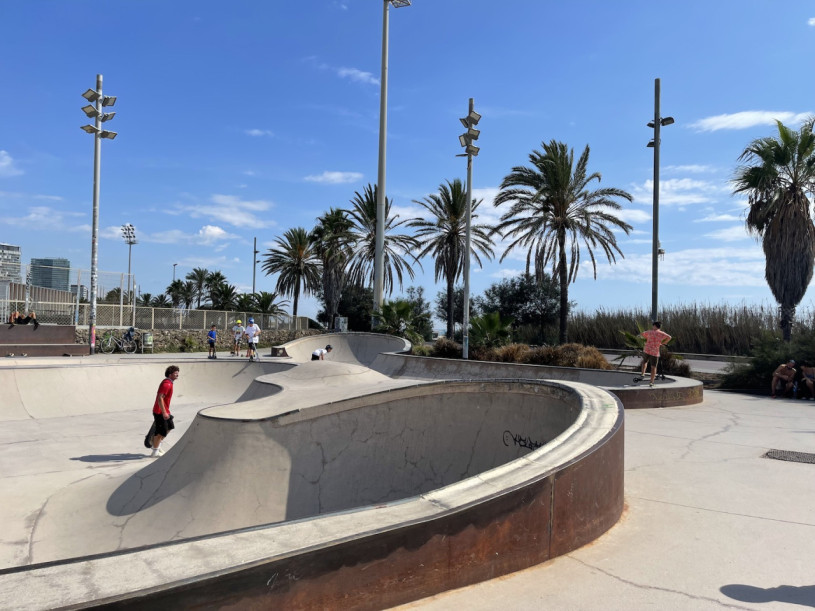 plush74 locations photo film production germany photo studio berlin00000plush74 locations photo film productio photo streets skate barcelona beach spain00003