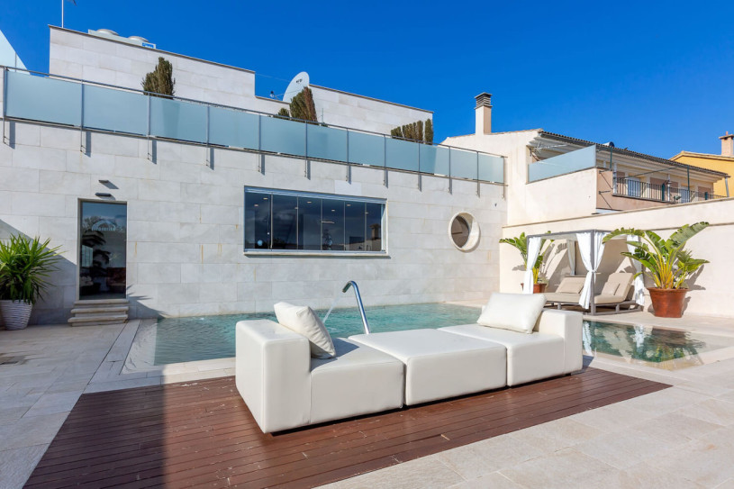 plush74 locations photo film production germany photo studio berlin00000plush74 locations photo film production germany photo villa mallorca spain00039