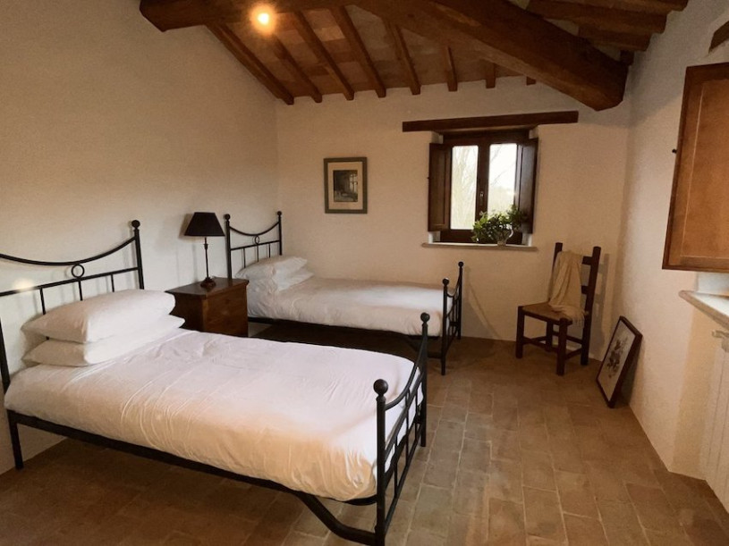 plush74 locations photo film production italy villa countryside00064