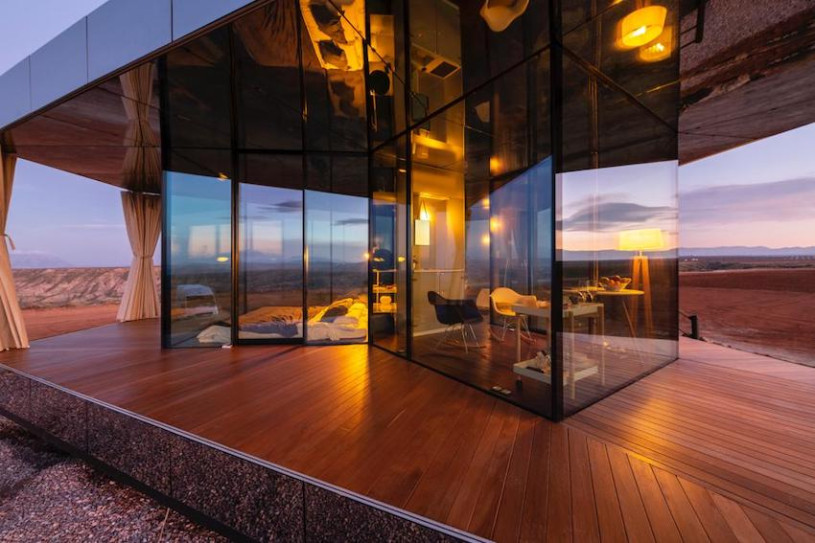 plush74 locations photo film production spain desert house glass00011