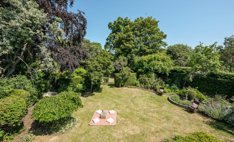 felpa74 casa longwood 26