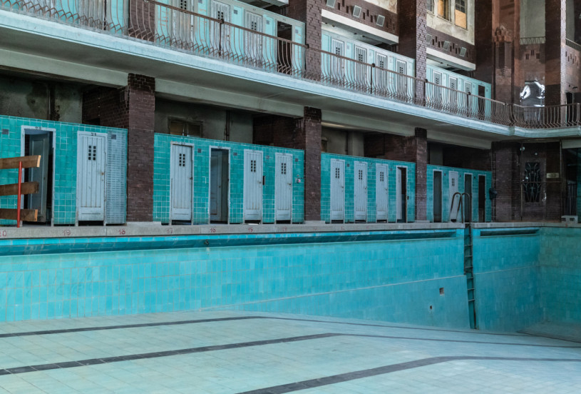 plush74 verlorene Schwimmhalle Ostberlin 5