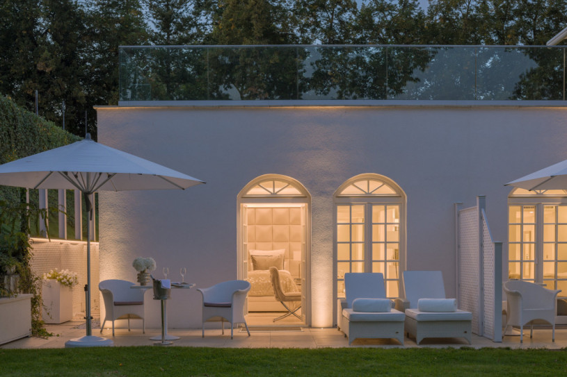 plush74 luxurious lake view villa 3