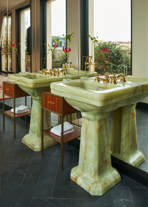 plush74 luxury design location in milan 10