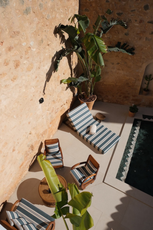 plush74 magic courtyard casa mallorca 28