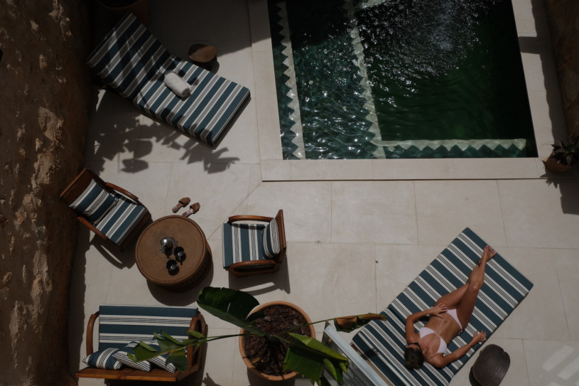 plush74 magic courtyard casa mallorca 33