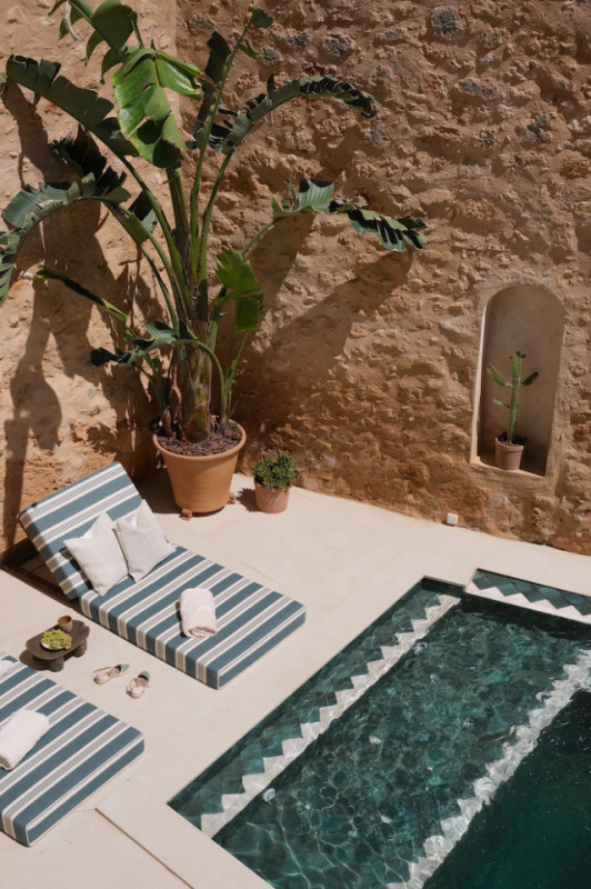 plush74 magic courtyard casa mallorca 39