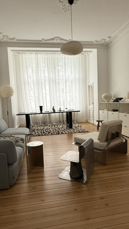 plush74 minimal altbau apartment berlin 33 (1)