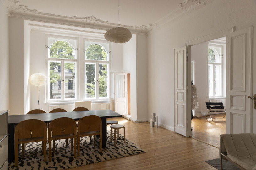 plush74 minimal altbau apartment berlin 35 (3)