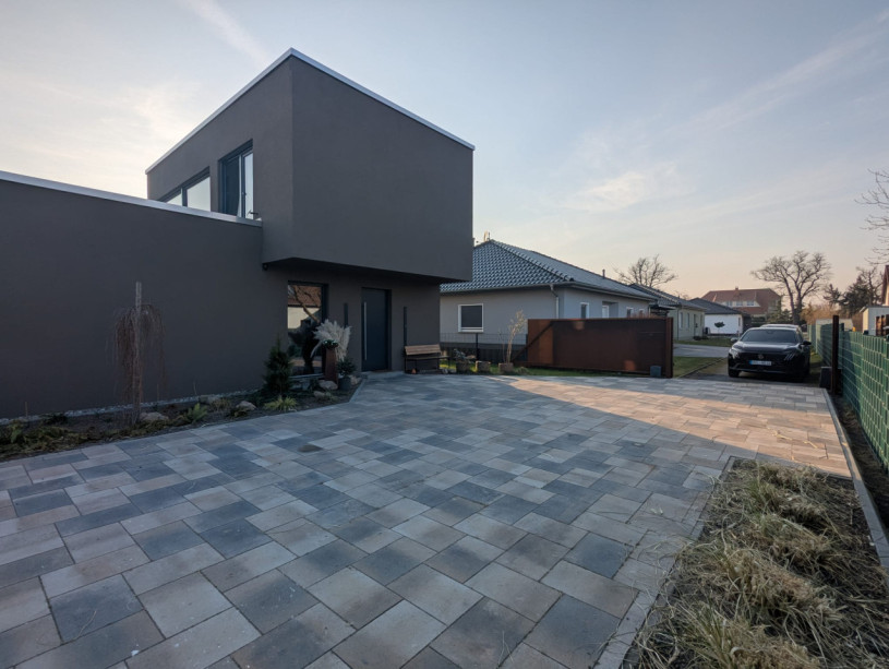 plush74 modern cube house berlin area 62 (2)