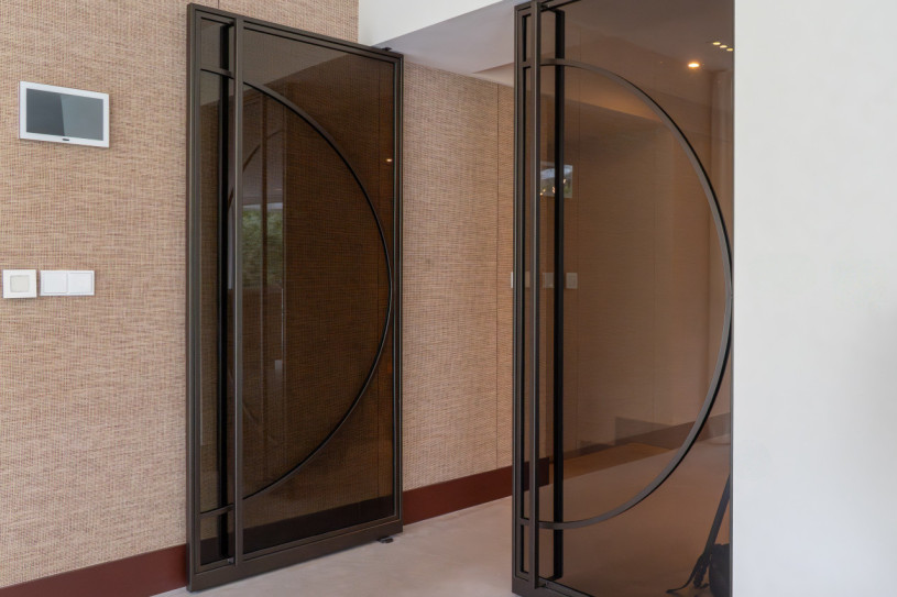 plush74 modern dutch villa with timeless elegance 11