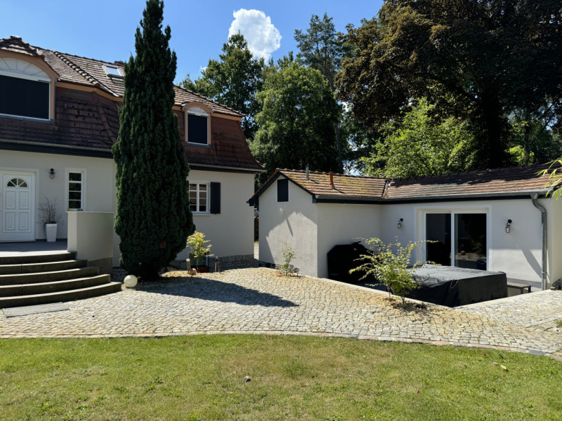 plush74 modern family luxury villa 25 (3)