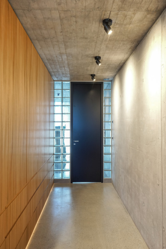 plush74 modern hillside townhouse mels 10