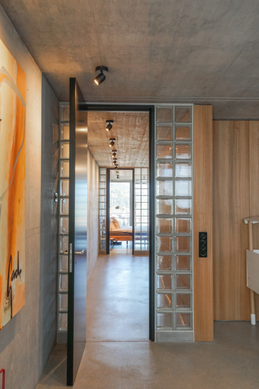 plush74 modern hillside townhouse mels 14