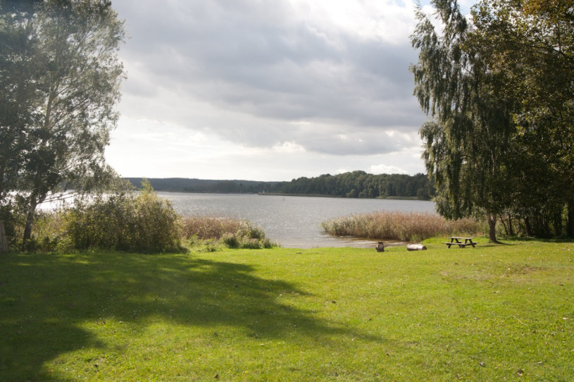 plush74 modern house berlin brandenburg countryside farmhouse nature lake rental scout film photo location19