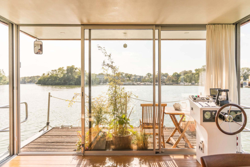 plush74 modern houseboat berlin 9