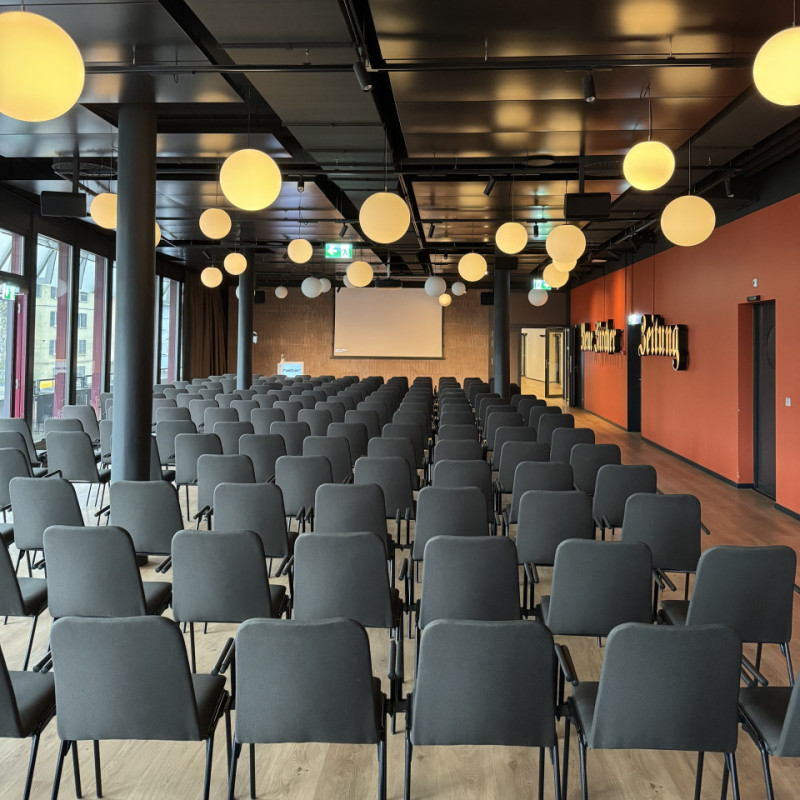 plush74 modern industrial event location 7