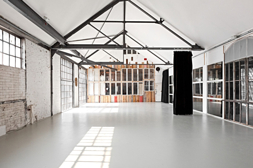 plush74 modern industrial studio 2