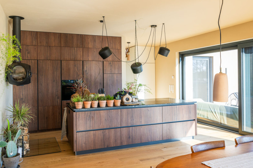 plush74 modern lakeview house berlin area 44