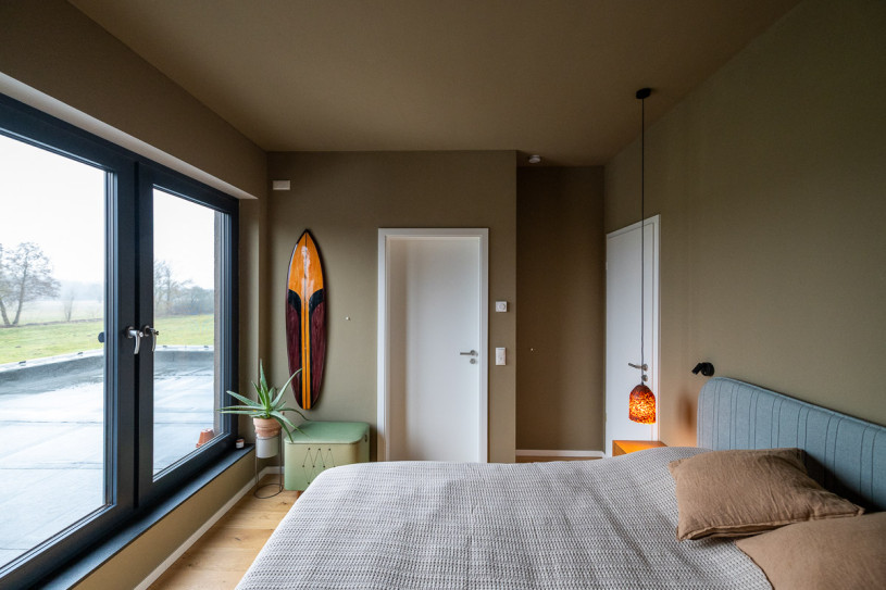 plush74 modern lakeview house berlin area 47