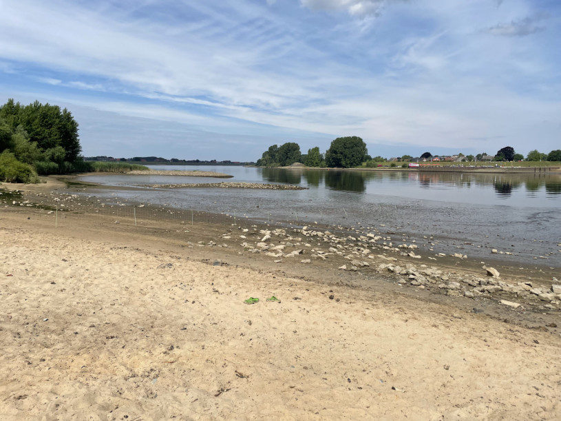 felpa74 casa de campo moderna y minimalista 14