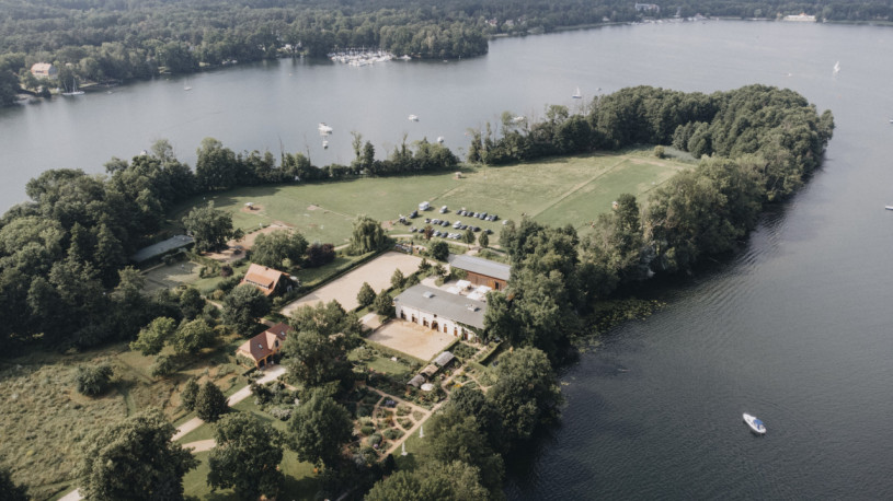 plush74 nature estate outside berlin 31