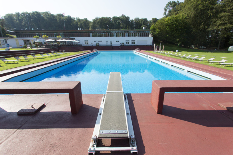 plush74 oasis outdoor pool zurich 7