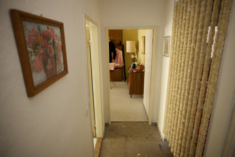 plush74 old pensioners apartment 11