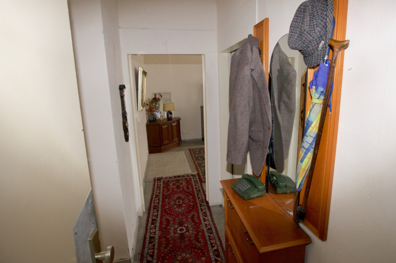 plush74 old pensioners apartment 21