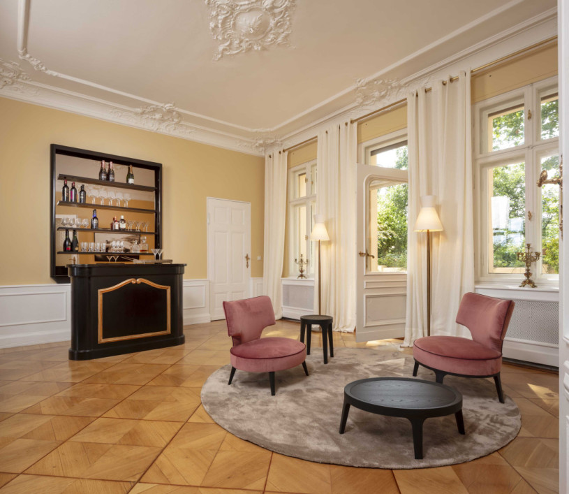 plush74 palatial garden villa potsdam 3