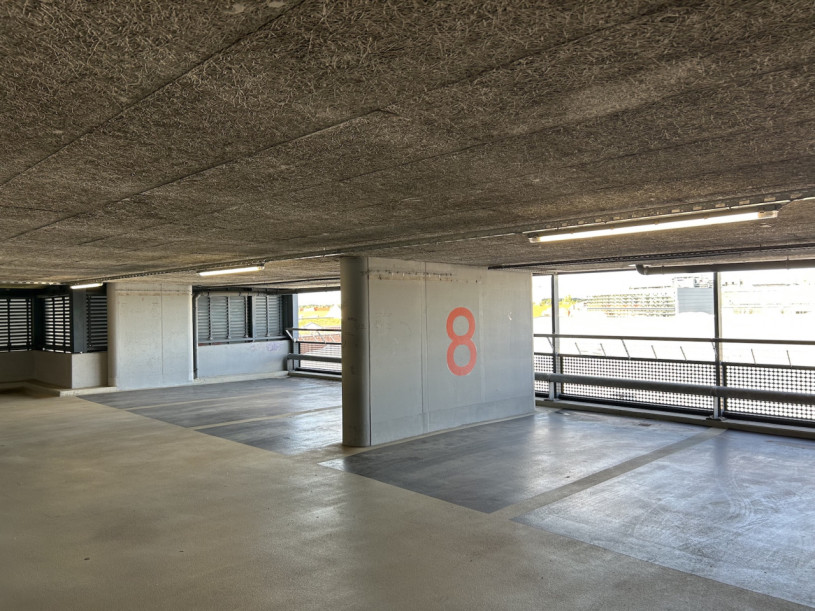 plush74 parkdeck hallen am borsigturm 15