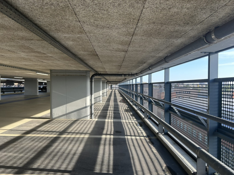 plush74 parkdeck hallen am borsigturm 33