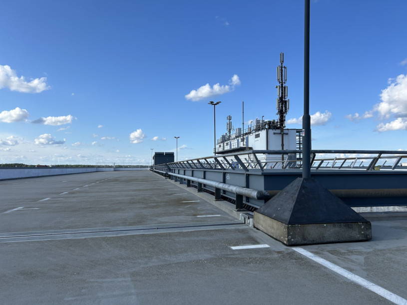 plush74 parkdeck hallen am borsigturm 5