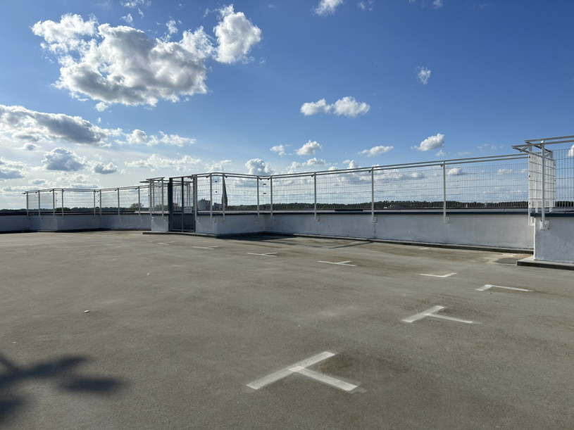 plush74 parkdeck hallen am borsigturm 51