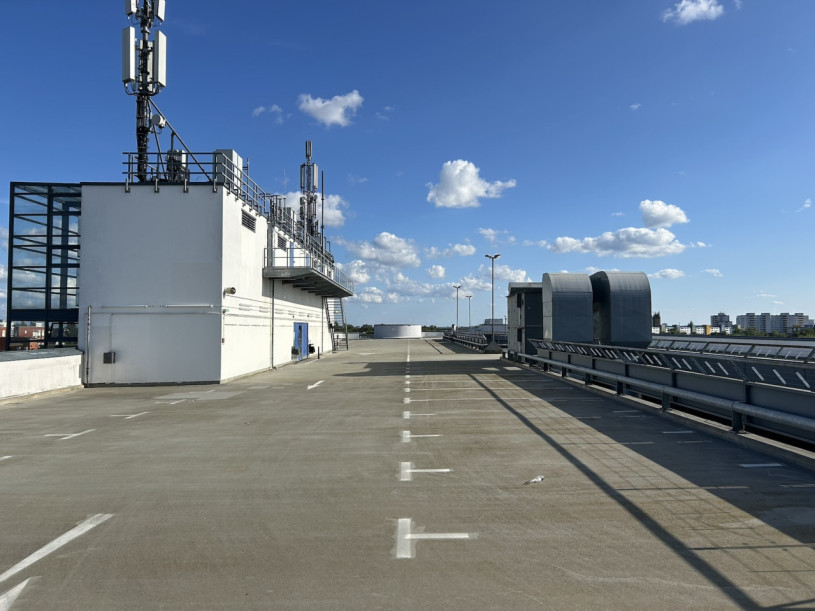 plush74 parkdeck hallen am borsigturm 8 (1)