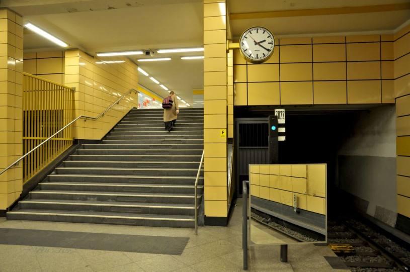 plush74 photo film event location germany berlin subway bhf weberwiese 8