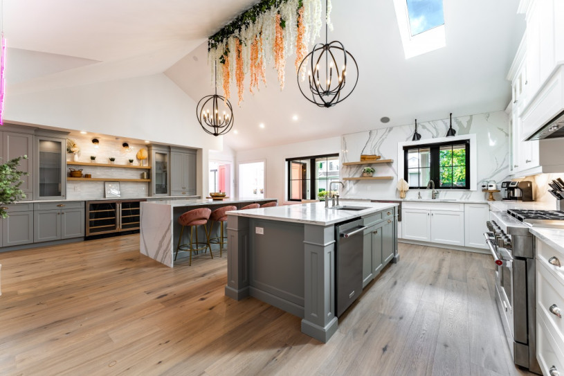 pluche74 foto film evenement locatie toronto stedelijk privé huis canada helder kleurrijk huis 15