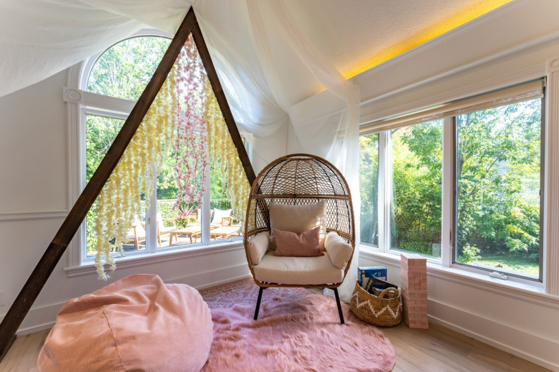 pluche74 foto film evenement locatie toronto stedelijk privé huis canada helder kleurrijk huis 21