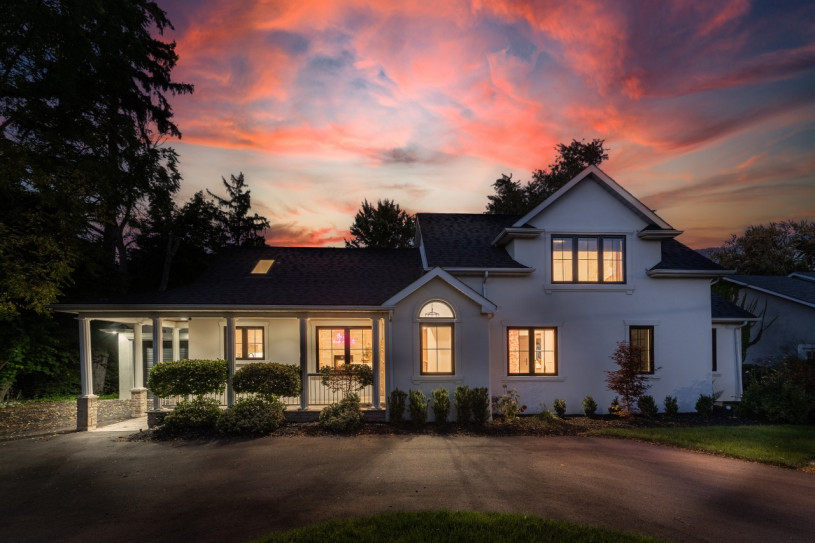 pluche74 foto film evenement locatie toronto stedelijk privé huis canada helder kleurrijk huis 4