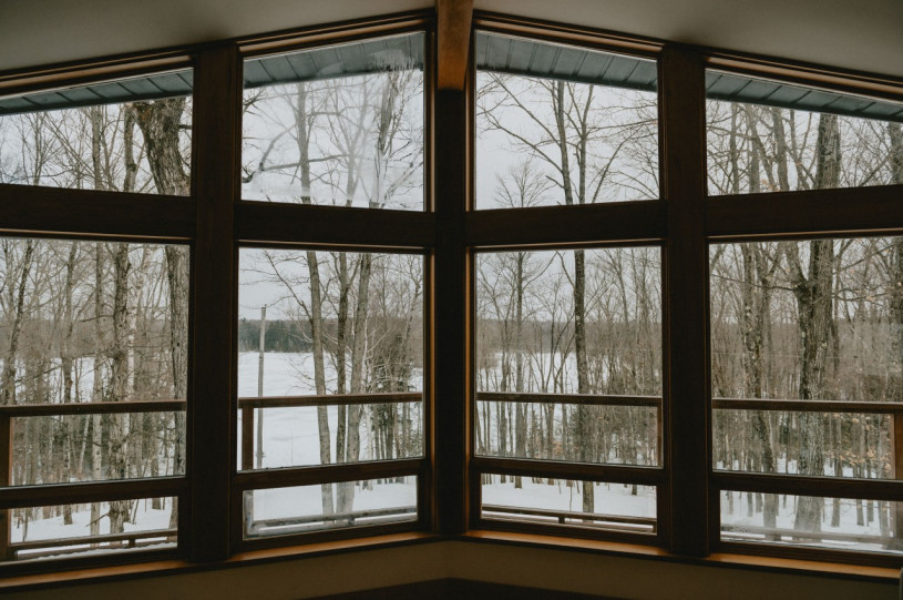 plush74 photo film location toronto lake house canada rustic forest private home 10