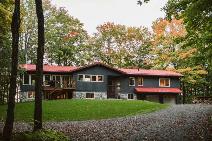 plush74 photo film location toronto lake house canada rustic forest private home 41