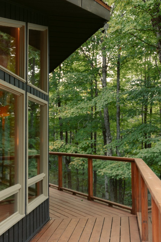 plush74 photo film location toronto lake house canada rustic forest private home 50