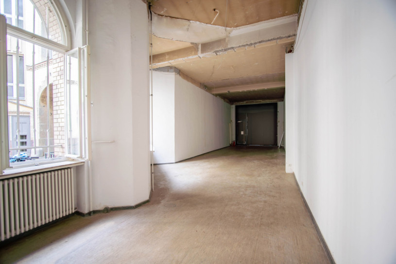 plush74 pop up in the center of berlin 2