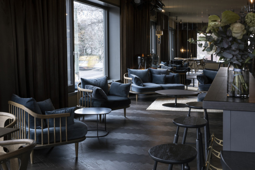 plush74 private bar apartment 1