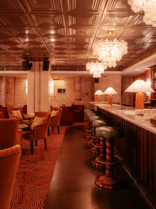 plush74 red room venue berlin 4