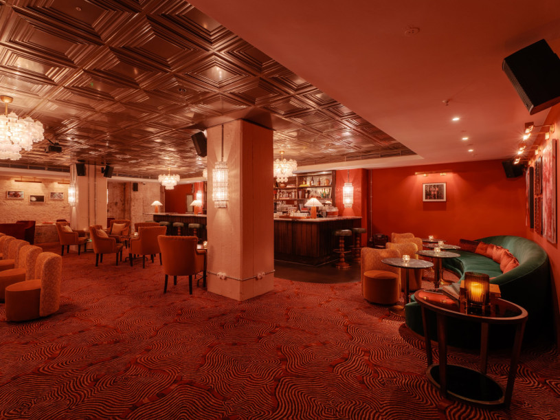 plush74 red room venue berlin 5