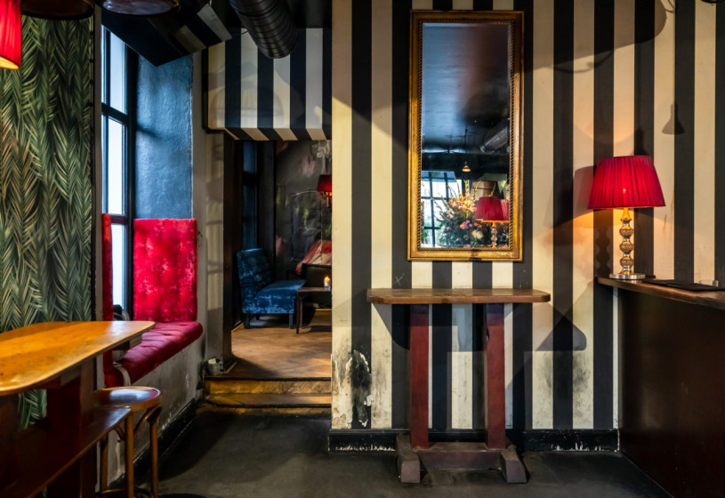 felpa74 alquiler film foto evento alemania berlin bar club 13