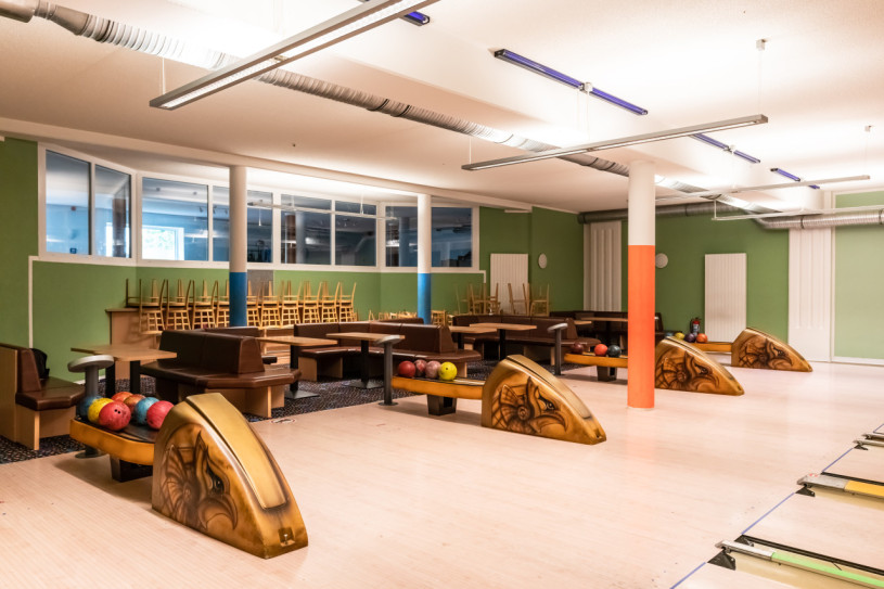 plush74 rental film foto event germany brandenburg ballhouse bowling space 7