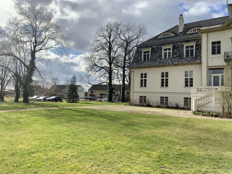 plush74 rental location film photo event castle villa countryside velvet garden 2 (1)